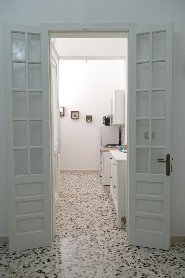 Al Civico 6 Villa Taviano  Exteriör bild