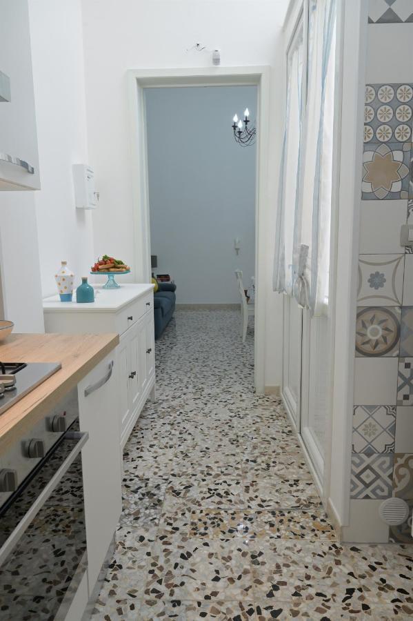 Al Civico 6 Villa Taviano  Exteriör bild